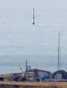 Частная ракета Японии впервые выходит в космос Частная ракета Японии впервые выходит в космос